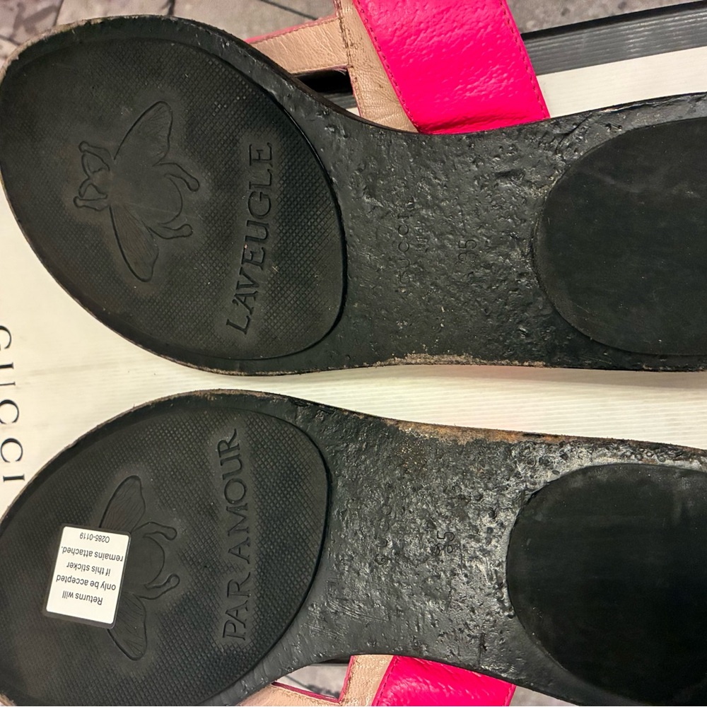 Gucci Fuchsia Pink Leather Logo Double G Thong Sandal size 35 Black Se $495 - Picture 13 of 16